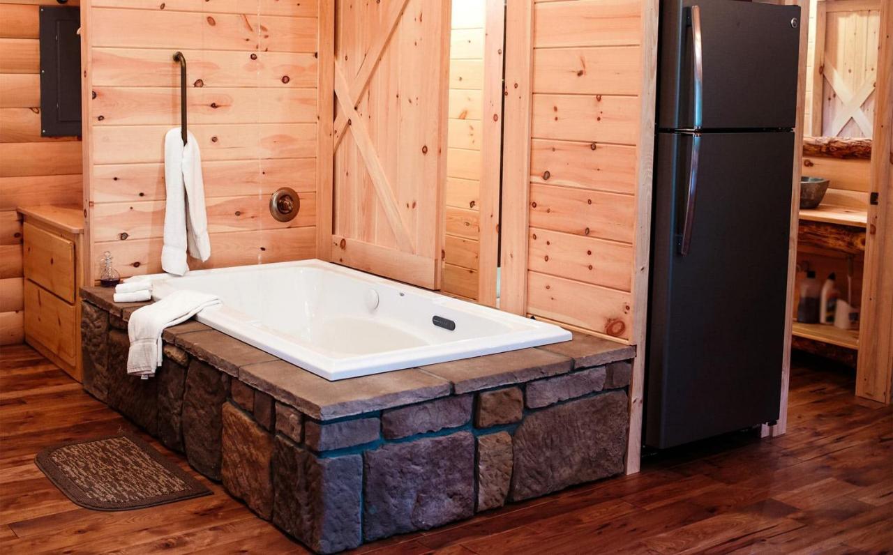 Cricket Hill Treehouse By Amish Country Lodging Millersburg Exterior foto
